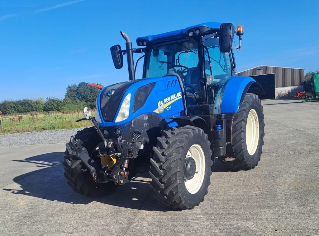Year 2017 6000 hours Front linkage and pto Front and cab subscription Price 58,500 ex vat
